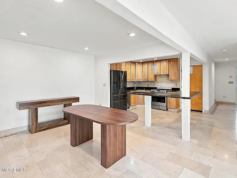 137 Marina Bay Ct — Photo 13