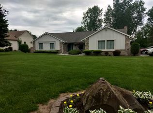 1099 Dyemeadow Ln, Flint, MI 48532