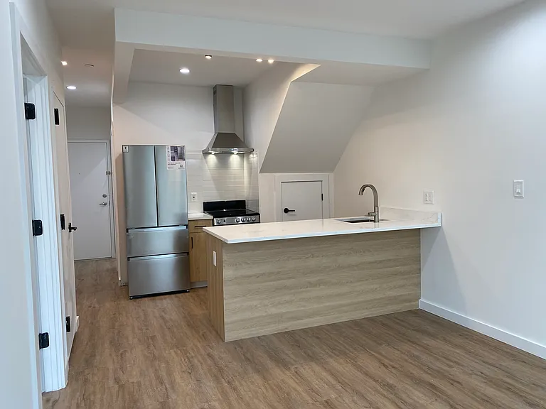 103 Schenectady Ave #4B — Photo 4