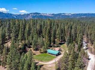 476 Middlefork Rd, Garden Valley, ID 83622