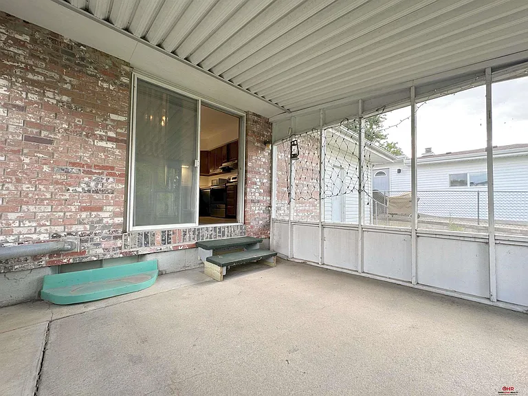 7130 Walker Ave — Photo 9