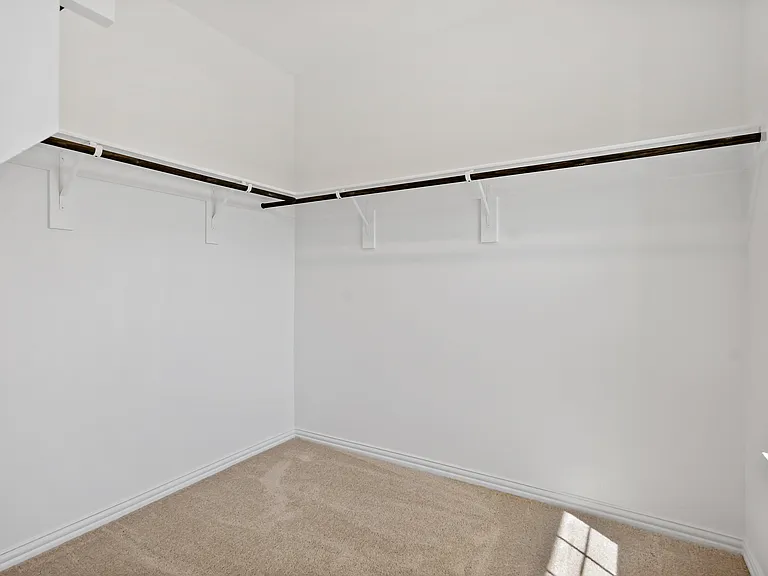 2249 Adena Springs Dr — Photo 17