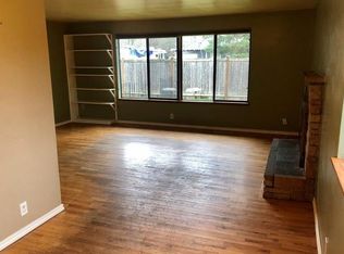 1425 148th Pl SW, Lynnwood, WA 98087