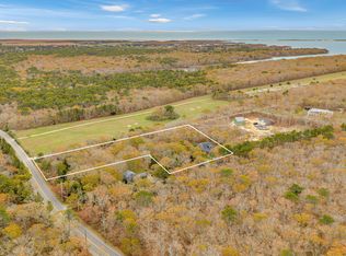 114 Meetinghouse Way, Edgartown, MA 02539