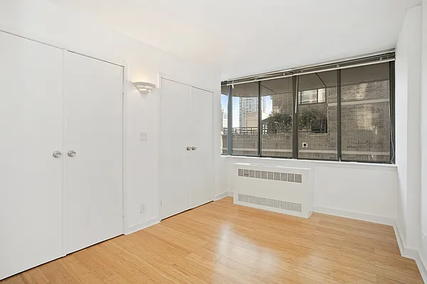 Rented by Douglas Elliman | media 21