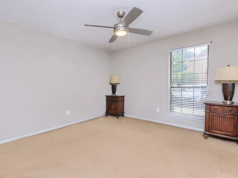 Ashley Oaks Apartments — Photo 28