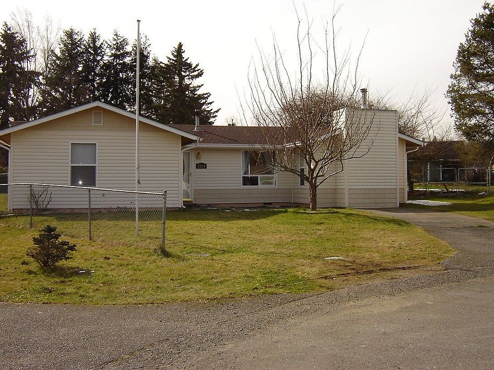 1st image of 2028 140th Pl NE