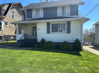 210 E Hillcrest Ave, New Castle, PA 16105