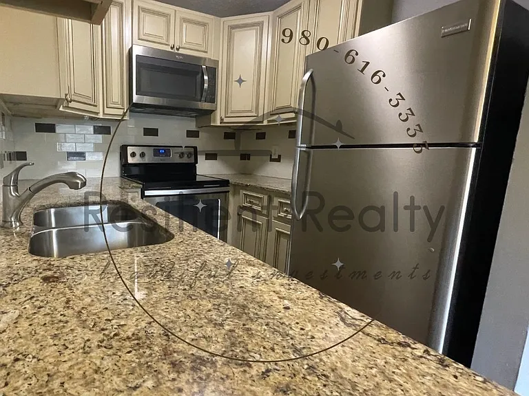 106 Wilshire Ave SW #1 — Photo 11