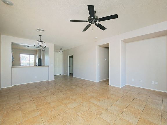 4th image of 39930 N Thunder Hills Ln