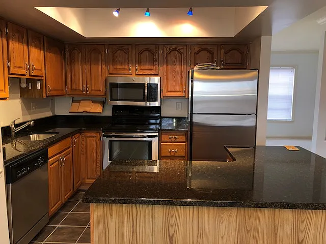 9602 Blake Lane — Photo 3