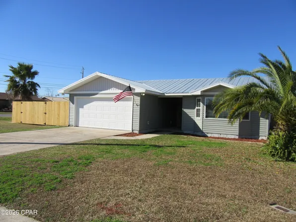 701 J J Dr, Panama City, FL 32404
