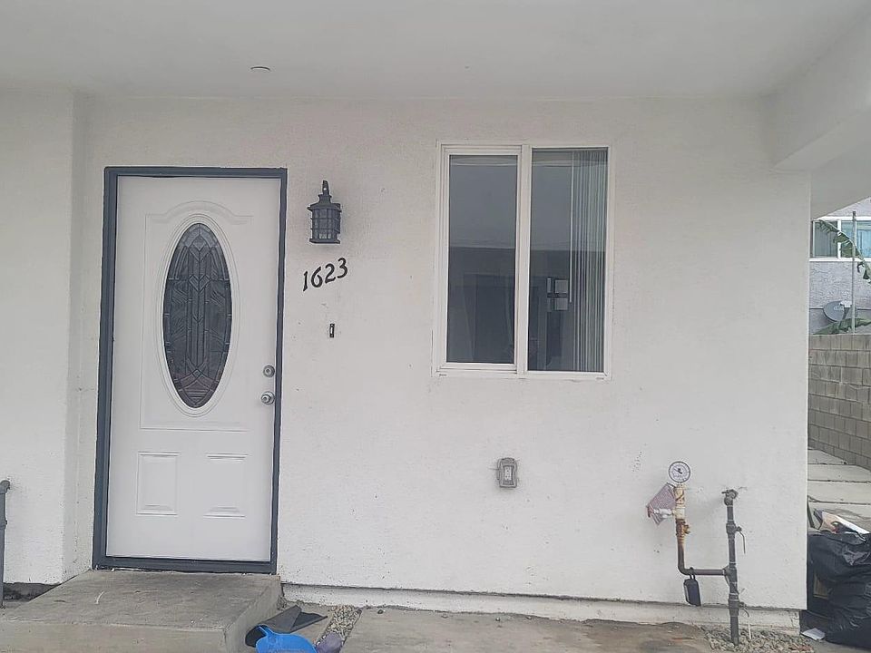 1st image of 1621 W 204th St #1623