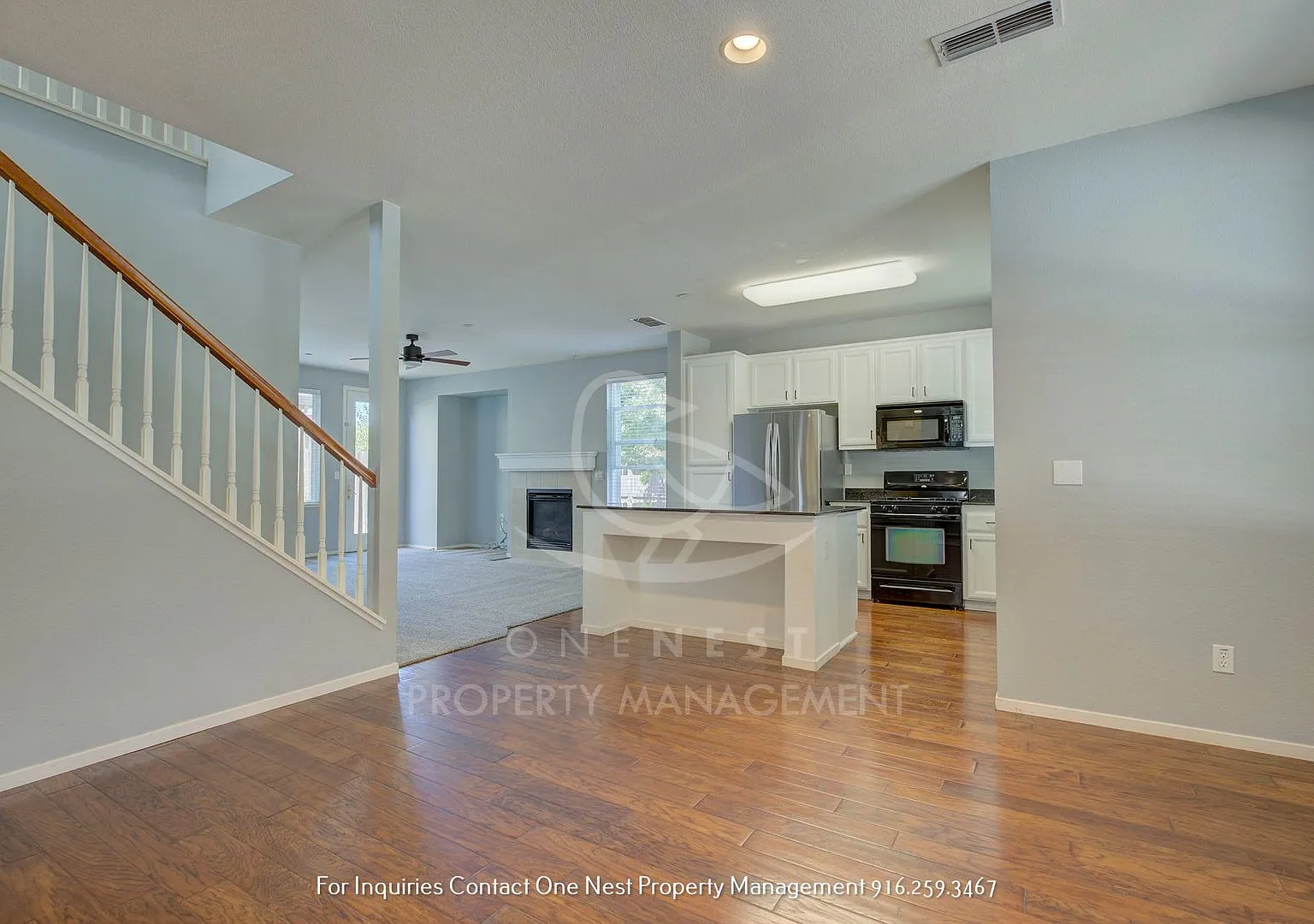 Stunning 3 bedroom 3 bathroom Lincoln Crossing home — Photo 4