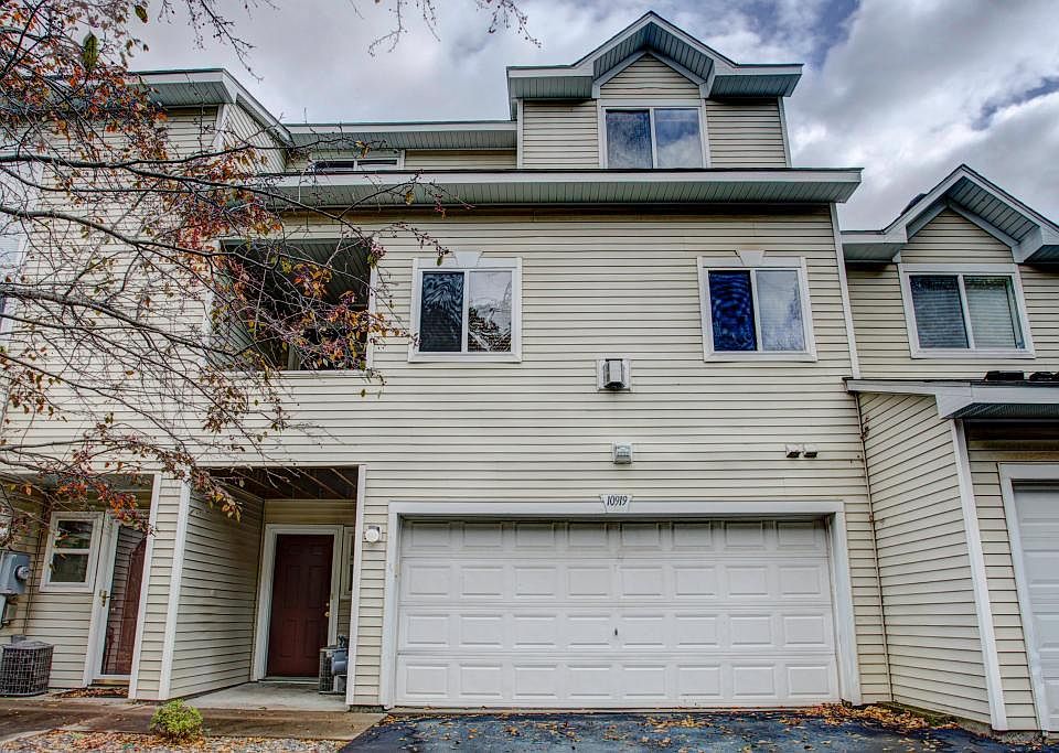 1st image of 10919 Wintergreen St NW