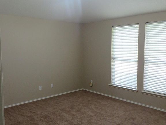 5th image of 1508 Redman Dr