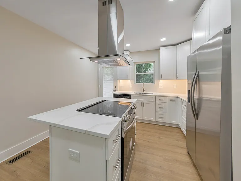 1346 Wichita Dr SW — Photo 12