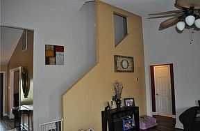 4th image of 408 Saddlebrook Ct