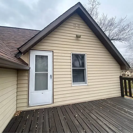 1 bed, 700 sqft, $1,100 — Photo 2