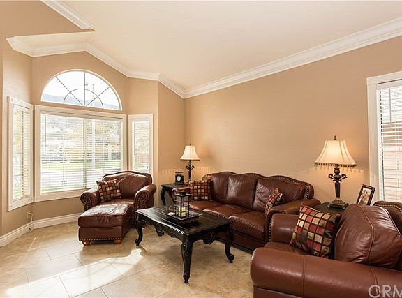 3rd image of 3291 Mountainside Dr