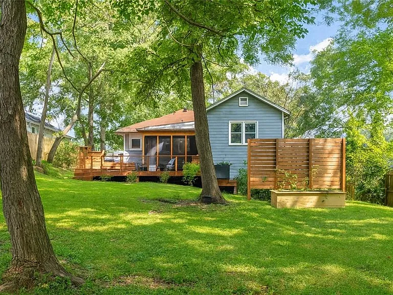 1010 Dill Ave SW — Photo 23