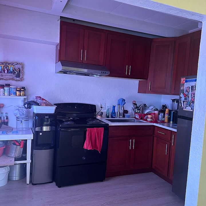 1st image of 1440 Dubert Ln #4