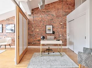 81 A Front St E #418, Toronto, ON M5E1Z7