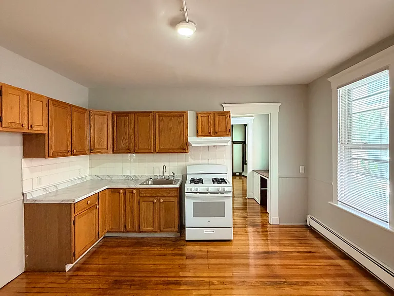 603 Howard Ave #2 — Photo 12