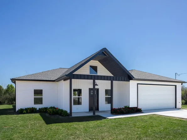 120 Frank Gass Rd, Trenton, GA 30752