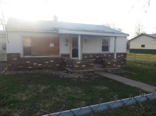 405 S Factory St, Fairmount, IN 46928