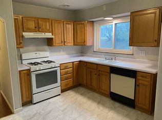 42 Pleasant Dr, Highland Heights, KY 41076