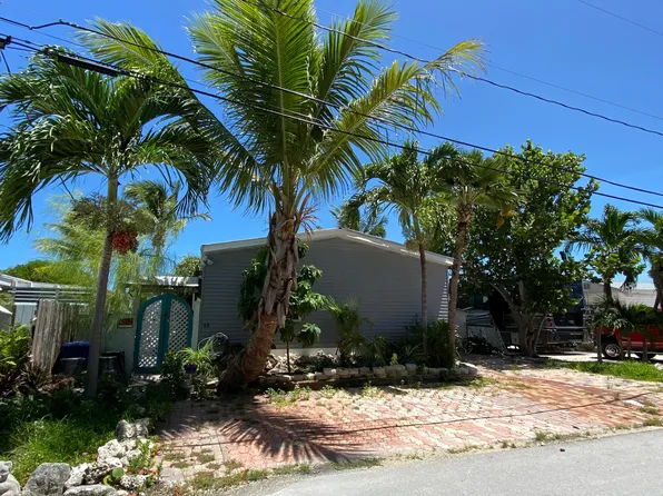 25073 Center St, Summerland Key, FL 33042