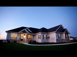 4838 Longmeadow Ln, Racine, WI 53402