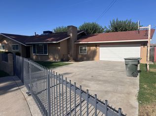 (Undisclosed Address), Lamont, CA 93241