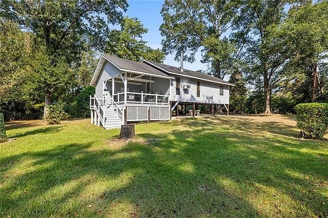 1st image of 34815 Ernest Stilley Rd