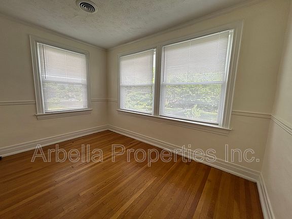 4th image of 707 E Unaka Ave APT 3