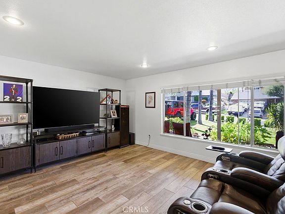 5th image of 11246 Coolwater Dr