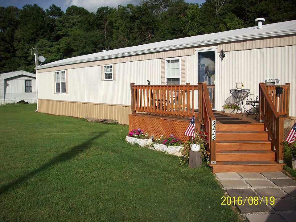2nd image of 3223 Seabrook Way