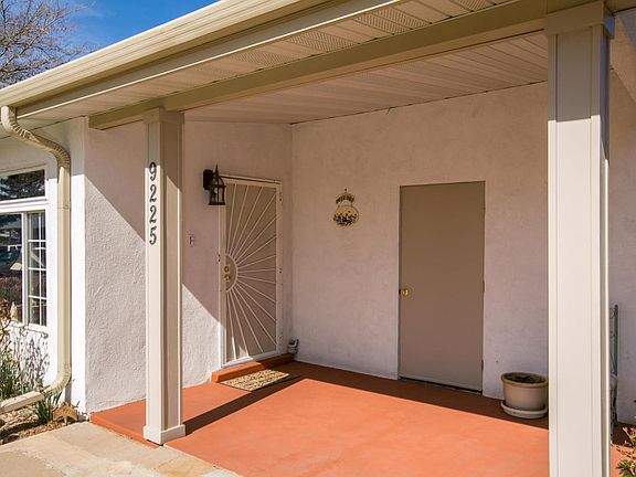4th image of 9225 Alta Monte Ave NE