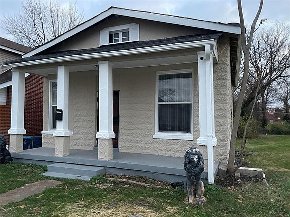 4th image of 6706 Raymond Ave