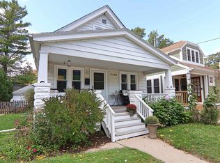5155 North Elkhart Avenue, Whitefish Bay, WI 53217