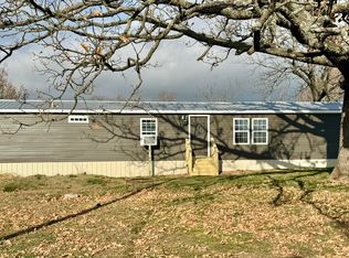 19327 Lawrence 1210, Aurora, MO 65605