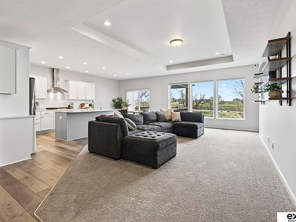 4th image of 20882 Camelback Ave