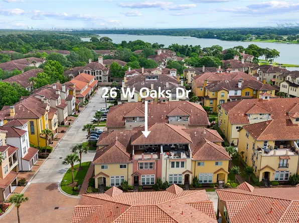 26 W Oaks Dr, Houston, TX 77058