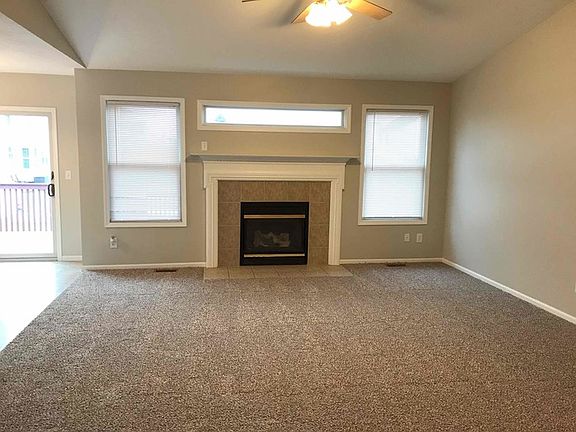 2nd image of 1504 E Quail Run Dr