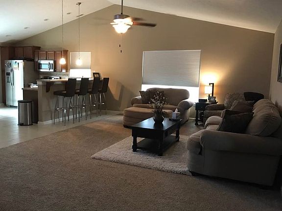 3rd image of 553 Chaparral Dr