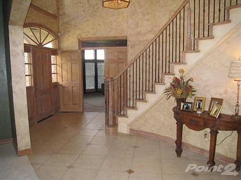 3rd image of 201 Long Canyon Ct