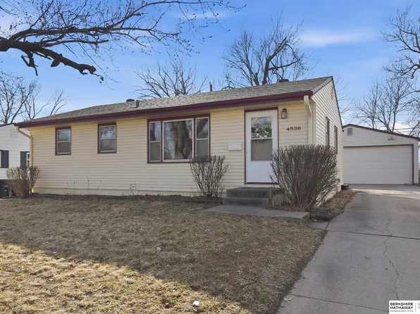 4536 N 95th St, Omaha, NE 68134
