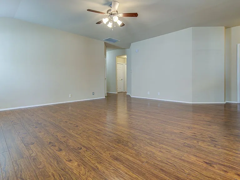 307 Riverine Way — Photo 7