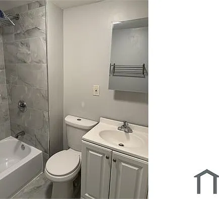 139 S 8th St #1 — Photo 17